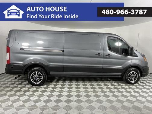 2022 Ford Transit-250 Base