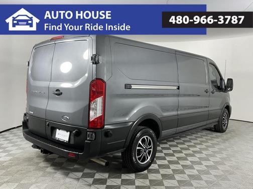 2022 Ford Transit-250 Base