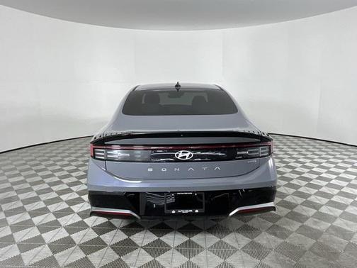 2024 Hyundai SONATA Hybrid SE