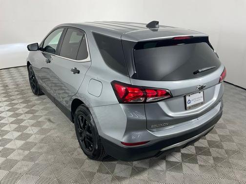 Sterling Gray Metallic 2023 Chevrolet Equinox LT