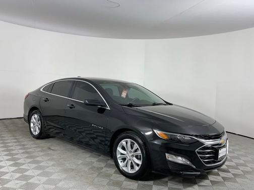 Mosaic Black Metallic 2023 Chevrolet Malibu LT