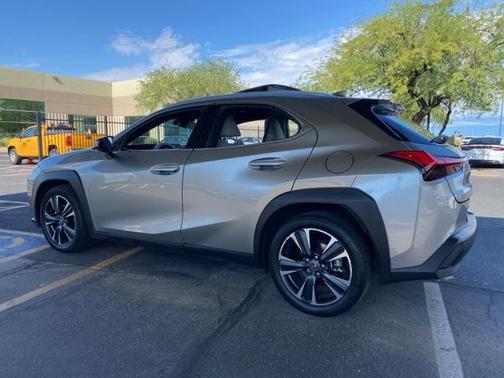 2019 Lexus UX 200 Luxury
