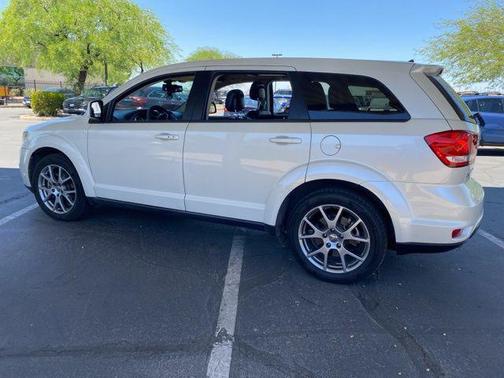 Pearl White Tri-Coat 2015 Dodge Journey R/T
