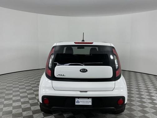2018 Kia Soul Base