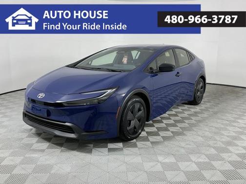 2024 Toyota Prius LE