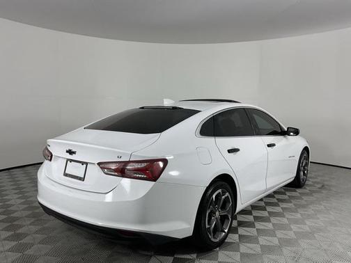 2021 Chevrolet Malibu FWD LT