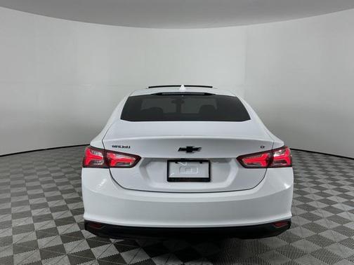 2021 Chevrolet Malibu FWD LT