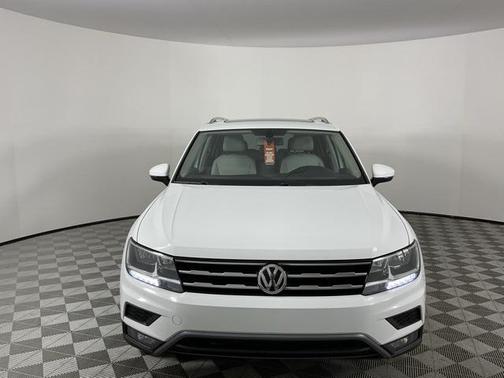 2018 Volkswagen Tiguan 2.0T SEL