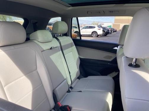 2018 Volkswagen Tiguan 2.0T SEL