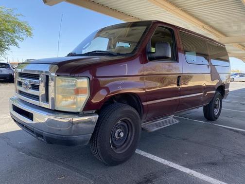 2008 Ford E350 Super Duty XL Wagon