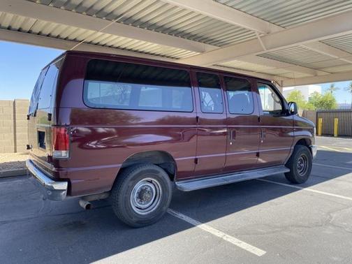 2008 Ford E350 Super Duty XL Wagon