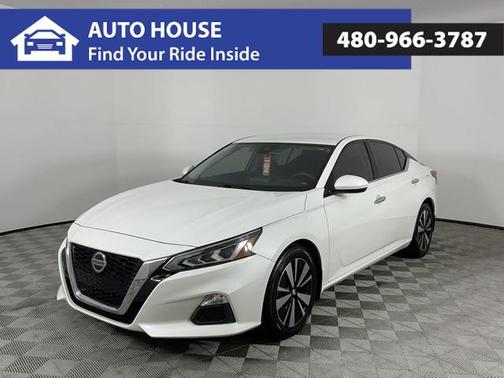 2022 Nissan Altima 2.5 SV