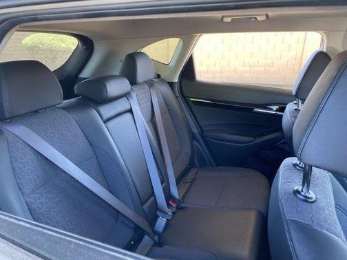 Snow White Pearl 2025 Kia Seltos S