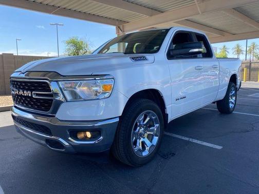 Bright White Clearcoat 2022 RAM 1500 Big Horn/Lone Star