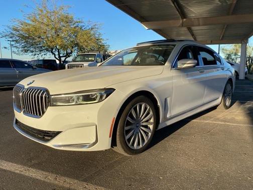 2020 BMW 740 740i