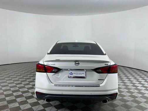 2022 Nissan Altima SR VC-Turbo FWD