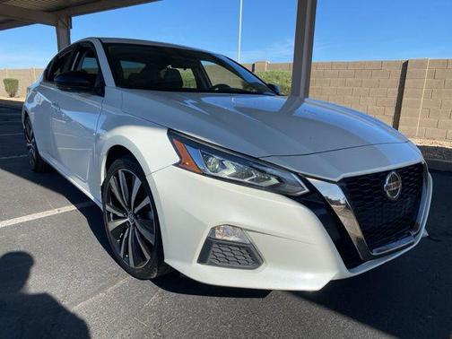 2022 Nissan Altima SR VC-Turbo FWD