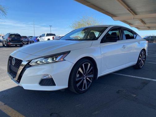 2022 Nissan Altima SR VC-Turbo FWD