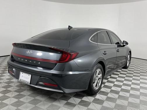 2021 Hyundai SONATA SE