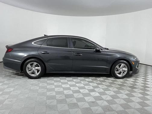 2021 Hyundai SONATA SE