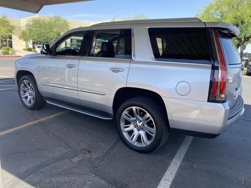 2018 Cadillac Escalade Luxury