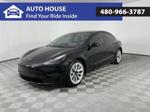 2022 Tesla Model 3 Standard Range