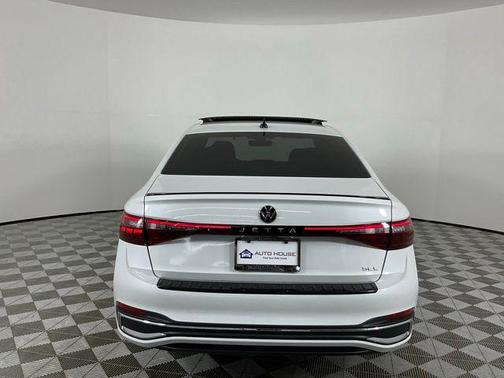 2025 Volkswagen Jetta 1.5T SEL