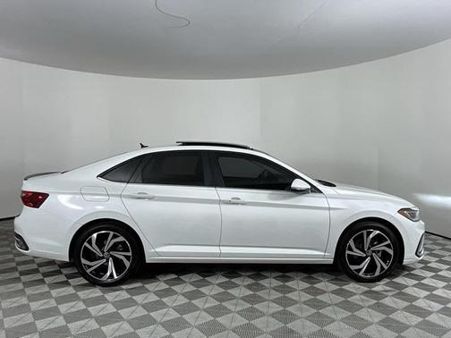 2025 Volkswagen Jetta 1.5T SEL