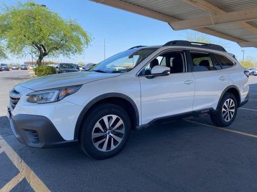 Crystal White Pearl 2020 Subaru Outback Premium