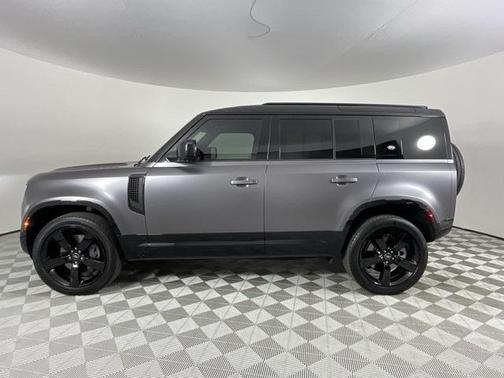 2022 Land Rover Defender 110 X-Dynamic HSE