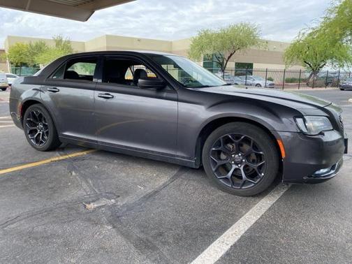 2019 Chrysler 300 S