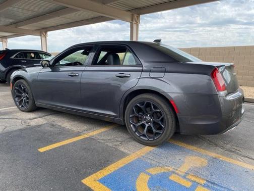 2019 Chrysler 300 S
