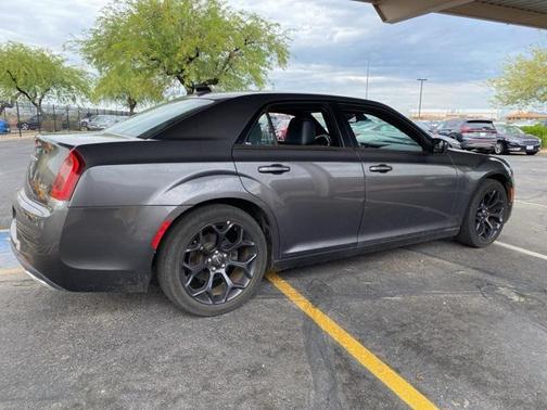 2019 Chrysler 300 S
