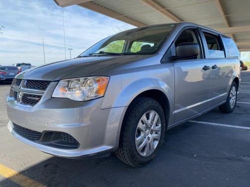 2020 Dodge Grand Caravan SE