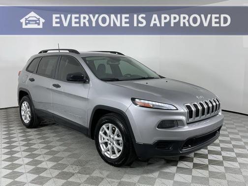 2017 Jeep Cherokee Sport