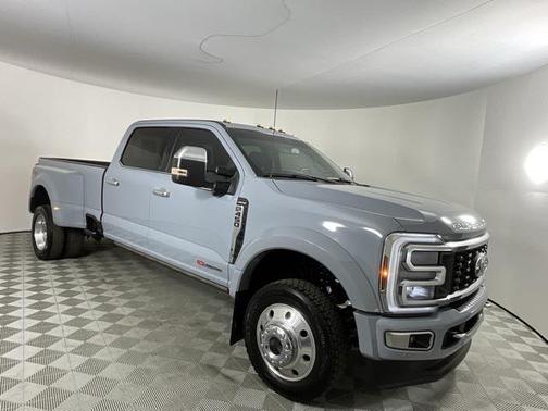 2024 Ford F-450 Limited