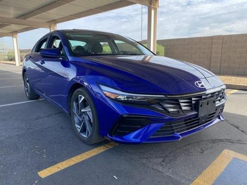 2025 Hyundai ELANTRA SEL