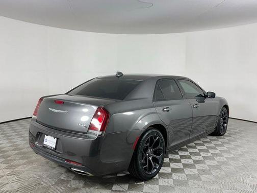 2019 Chrysler 300 S