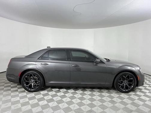 2019 Chrysler 300 S