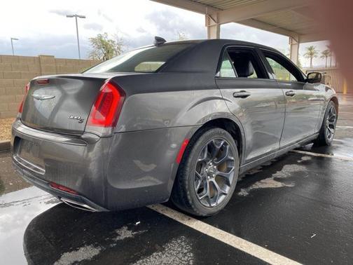 2019 Chrysler 300 S
