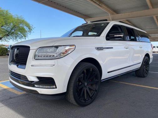Pristine White 2020 Lincoln Navigator Reserve