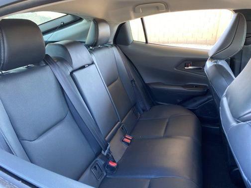 2025 Toyota Prius XLE