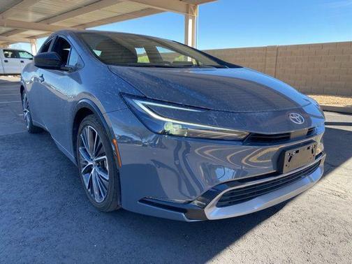 2025 Toyota Prius XLE