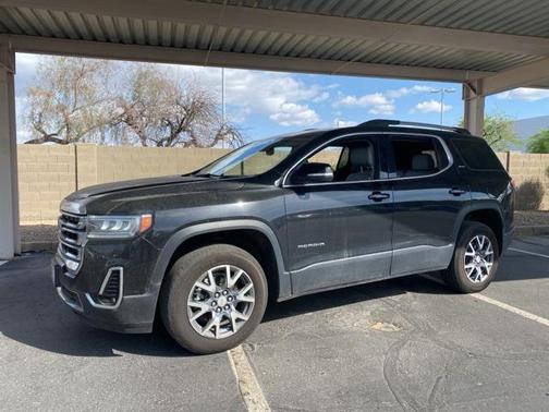 2023 GMC Acadia AWD SLT