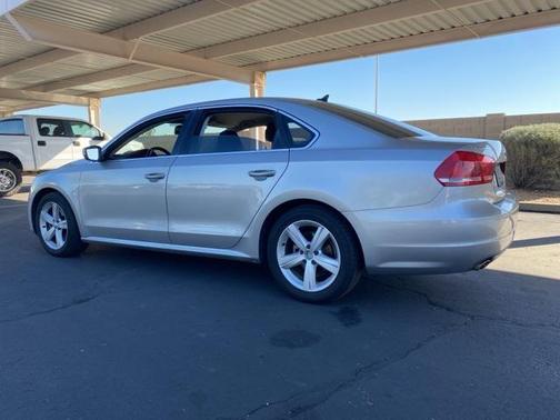 2014 Volkswagen Passat 2.5L SE