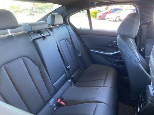 2024 BMW 330 330i
