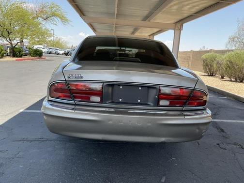 2004 Buick Park Avenue Base