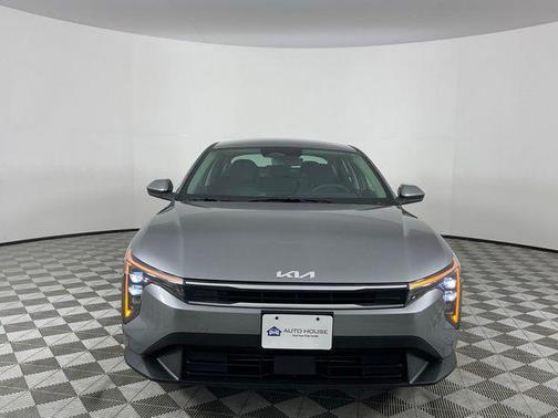 Steel Gray 2025 Kia K4 LXS