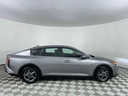 Steel Gray 2025 Kia K4 LXS
