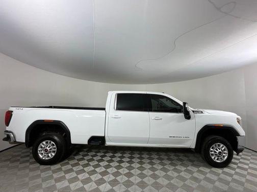 2022 GMC Sierra 2500 SLE